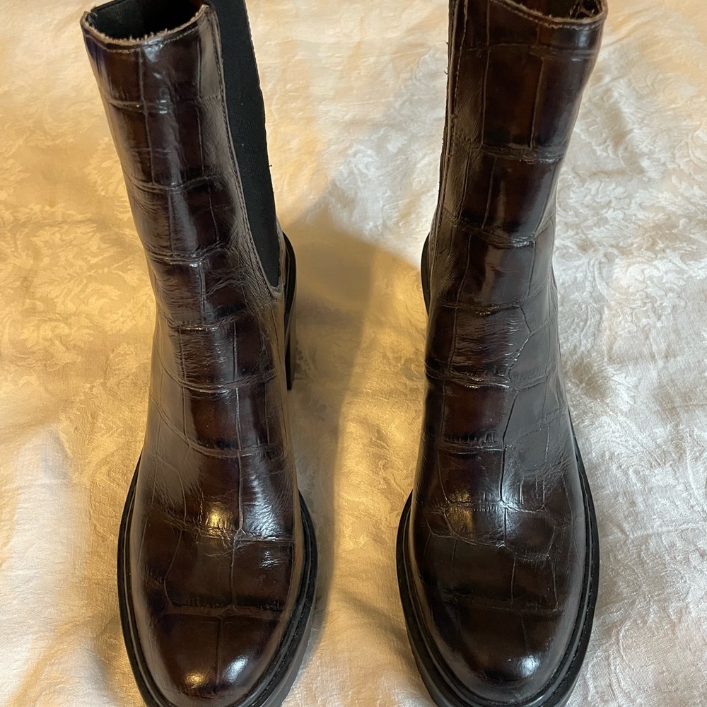 Louise etCIE leather boots size 8 1/2 / 39